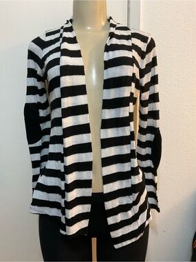 Banana Lemon women’s Black and White Striped cardigan size S